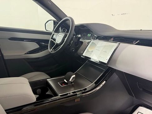 New 2026 Land Rover Range Rover Evoque S image 23