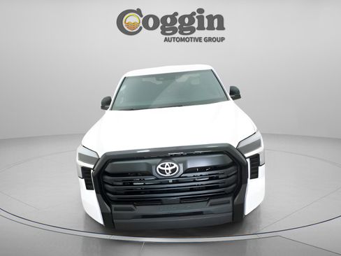 New 2026 Toyota Tundra SR image 33