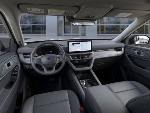 Used 2026 Ford Explorer Active w/ Active Comfort Package AWD/4WD image 9