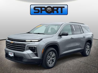 Used 2026 Chevrolet Traverse LT w/ Driver Confidence Package
