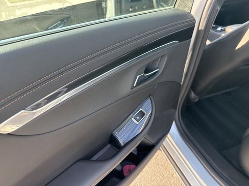 Used 2019 Chevrolet Impala LT image 55