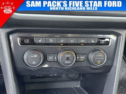 Used 2021 Volkswagen Tiguan SE w/ Panoramic Sunroof Package FWD image 27