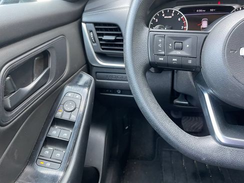 Certified 2024 Nissan Rogue S FWD image 12