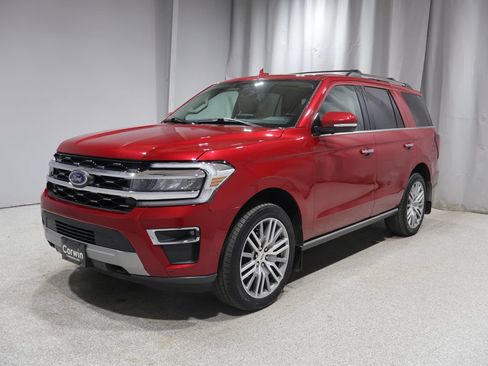 Used 2022 Ford Expedition Limited AWD/4WD image 5