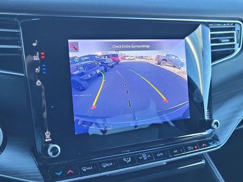 Certified 2024 Jeep Wagoneer L Series II w/ Flexible Seating Group image 10