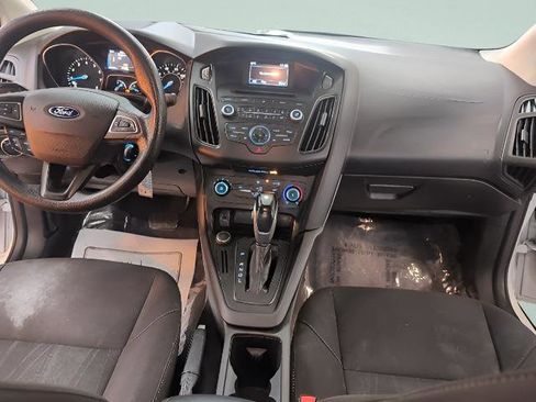Used 2016 Ford Focus SE image 34