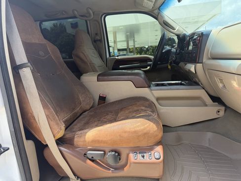 Used 2005 Ford F250 King Ranch AWD/4WD image 6