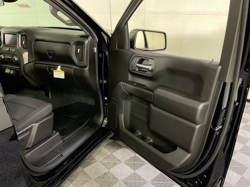 New 2025 GMC Sierra 1500 Pro w/ Graphite Edition image 40