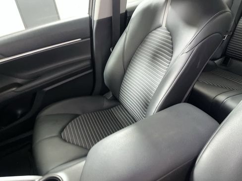 Used 2024 Toyota Camry SE image 26