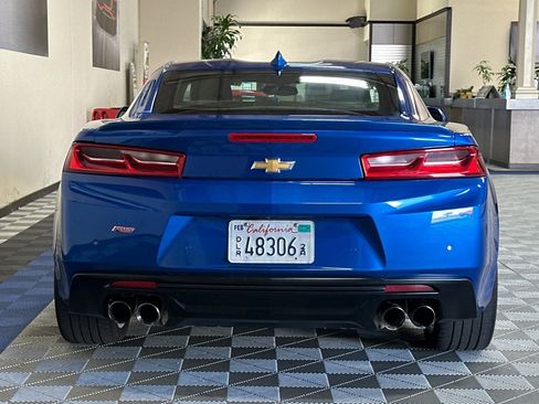 Used 2016 Chevrolet Camaro LT RWD image 5