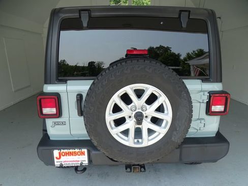 Certified 2023 Jeep Wrangler Unlimited Sport AWD/4WD image 19