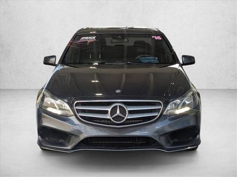 Used 2016 Mercedes-Benz E 350 Sedan image 2