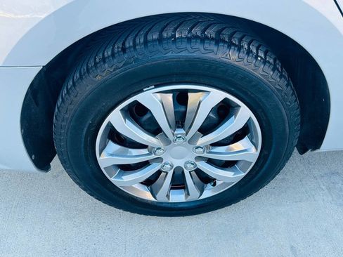 Used 2014 Volkswagen Passat 1.8T S image 27