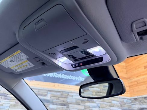 Used 2019 Chevrolet Equinox Premier AWD/4WD image 37