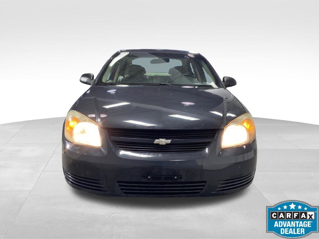 Used 2008 Chevrolet Cobalt LS w/ Protection Package FWD image 2