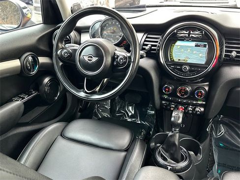 Used 2015 MINI Cooper S image 18