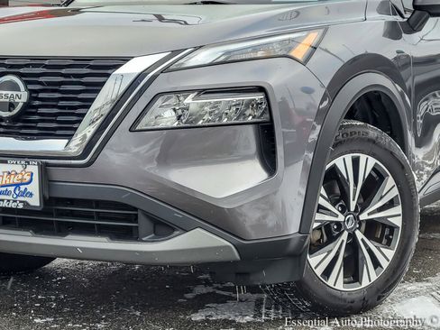 Used 2021 Nissan Rogue SV w/ Premium Package image 36