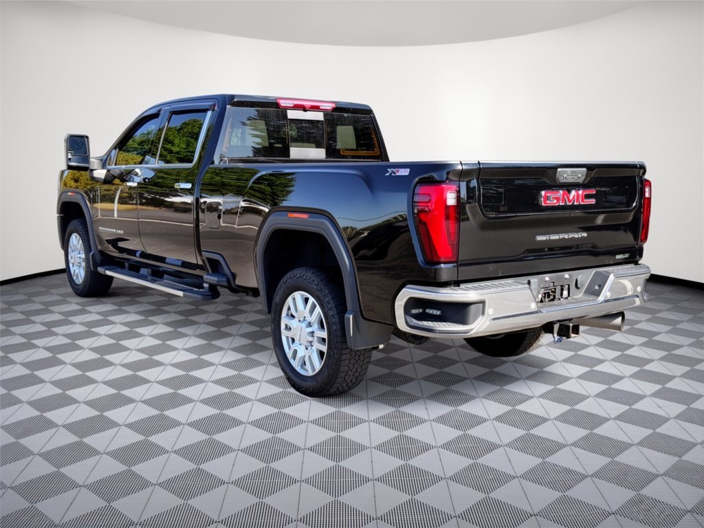 Used 2024 GMC Sierra 3500 SLT w/ SLT Premium Package AWD/4WD image 3