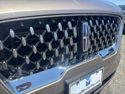 Used 2021 Lincoln Aviator Grand Touring w/ Equipment Group 302A AWD/4WD image 8