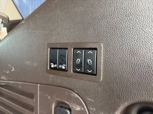 Used 2016 GMC Yukon Denali w/ Open Road Package AWD/4WD image 47