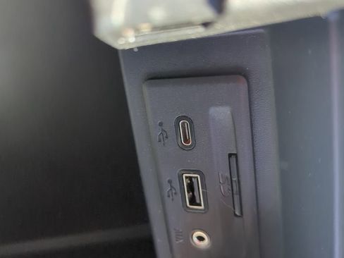 Used 2021 GMC Sierra 2500 Denali w/ Denali Ultimate Package image 26