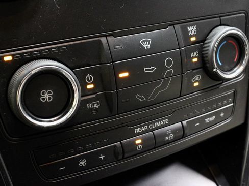 Used 2018 Ford Explorer FWD image 30