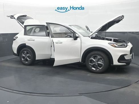 New 2026 Honda HR-V LX image 34
