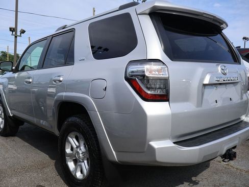 Used 2024 Toyota 4Runner SR5 RWD image 4