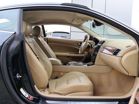 Used 2013 Jaguar XK Coupe image 32