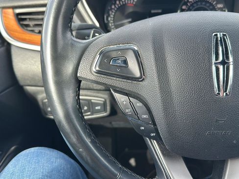 Used 2017 Lincoln MKC Select w/ Select Plus Package image 16