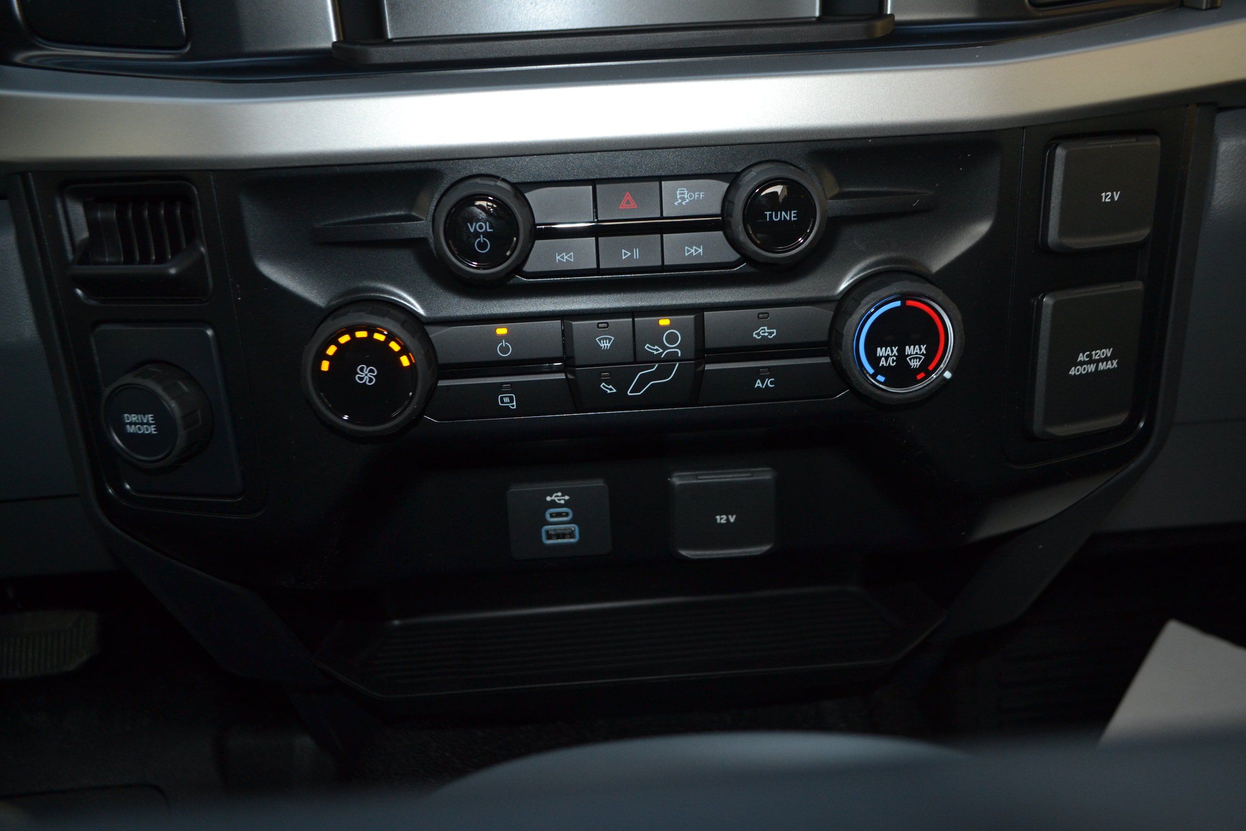 Used 2025 Ford F450 XL w/ XL Chrome Package RWD image 7
