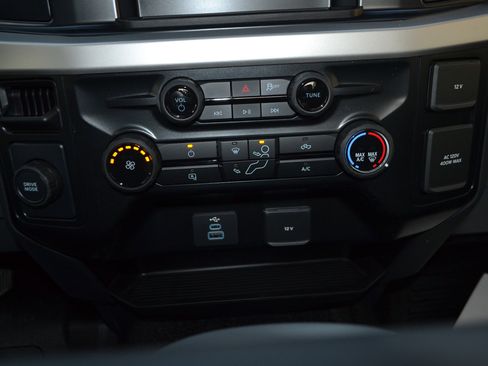 New 2025 Ford F450 XL w/ XL Chrome Package image 7