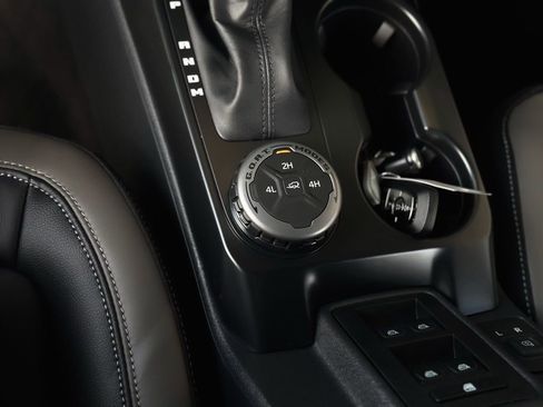 New 2025 Ford Bronco Outer Banks image 47