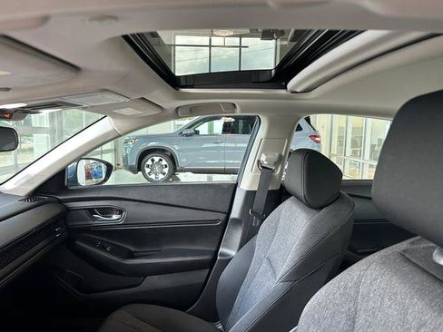 Used 2024 Honda Accord EX image 15
