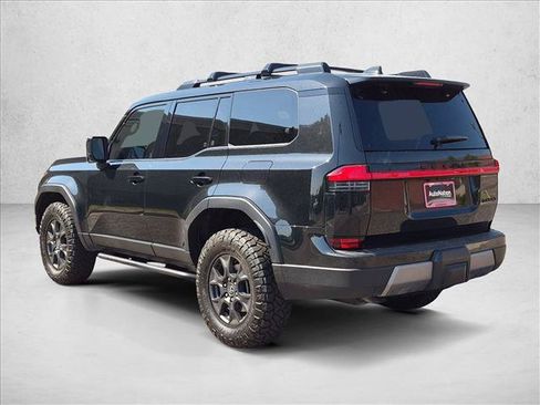 Used 2024 Lexus GX 550 AWD/4WD image 8