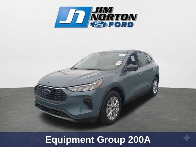 Used 2025 Ford Escape Active w/ Cold Weather Package FWD image 4