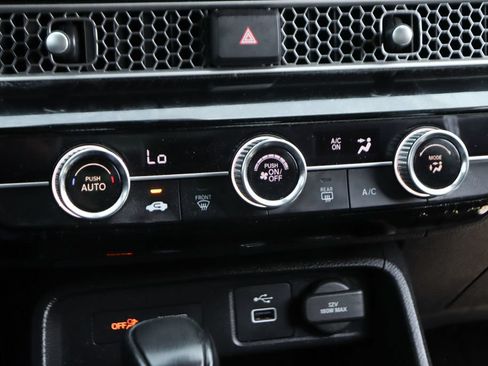 Used 2023 Honda Civic Sport image 29