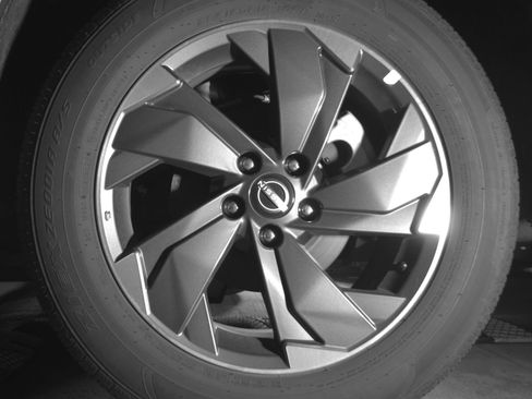 Used 2025 Nissan Rogue SV FWD image 14