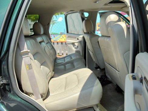 Used 2002 Cadillac Escalade AWD image 39