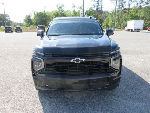 Used 2025 Chevrolet Tahoe RST image 3