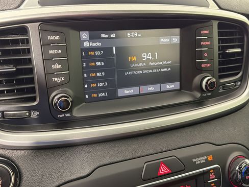 Used 2020 Kia Sorento S FWD image 22