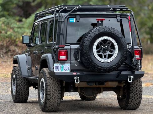 Used 2018 Jeep Wrangler Unlimited Sport S AWD/4WD image 5