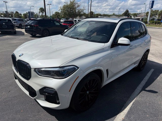 Used 2021 BMW X5 M50i w/ Executive Package AWD/4WD image 8
