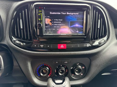 Used 2018 RAM ProMaster City Tradesman image 29