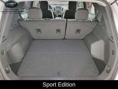 Used 2024 Chevrolet Equinox LS w/ LS Convenience Package AWD/4WD image 16