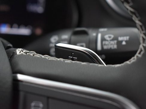 New 2025 Jeep Grand Cherokee Altitude AWD/4WD image 17