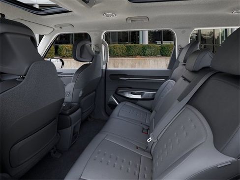 New 2026 Kia EV9 Wind image 19