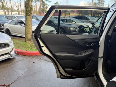 Used 2021 Subaru Outback Premium image 20