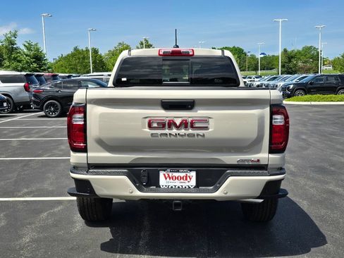 New 2026 GMC Canyon AT4 w/ Technology Plus Package AWD/4WD image 9