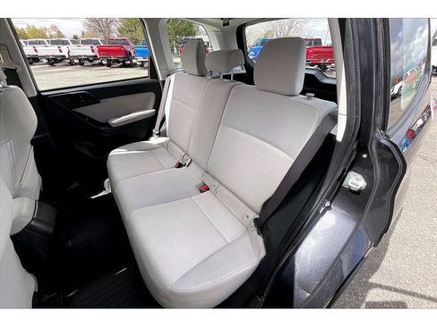 Used 2015 Subaru Forester 2.5i w/ Alloy Wheel Package AWD/4WD image 27